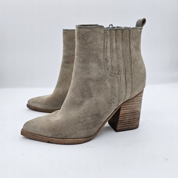 Marc Fisher Ltd. Oshay Beige Suede Leather Pointed Toe Ankle Bootie Size 6.5 - Picture 11 of 11